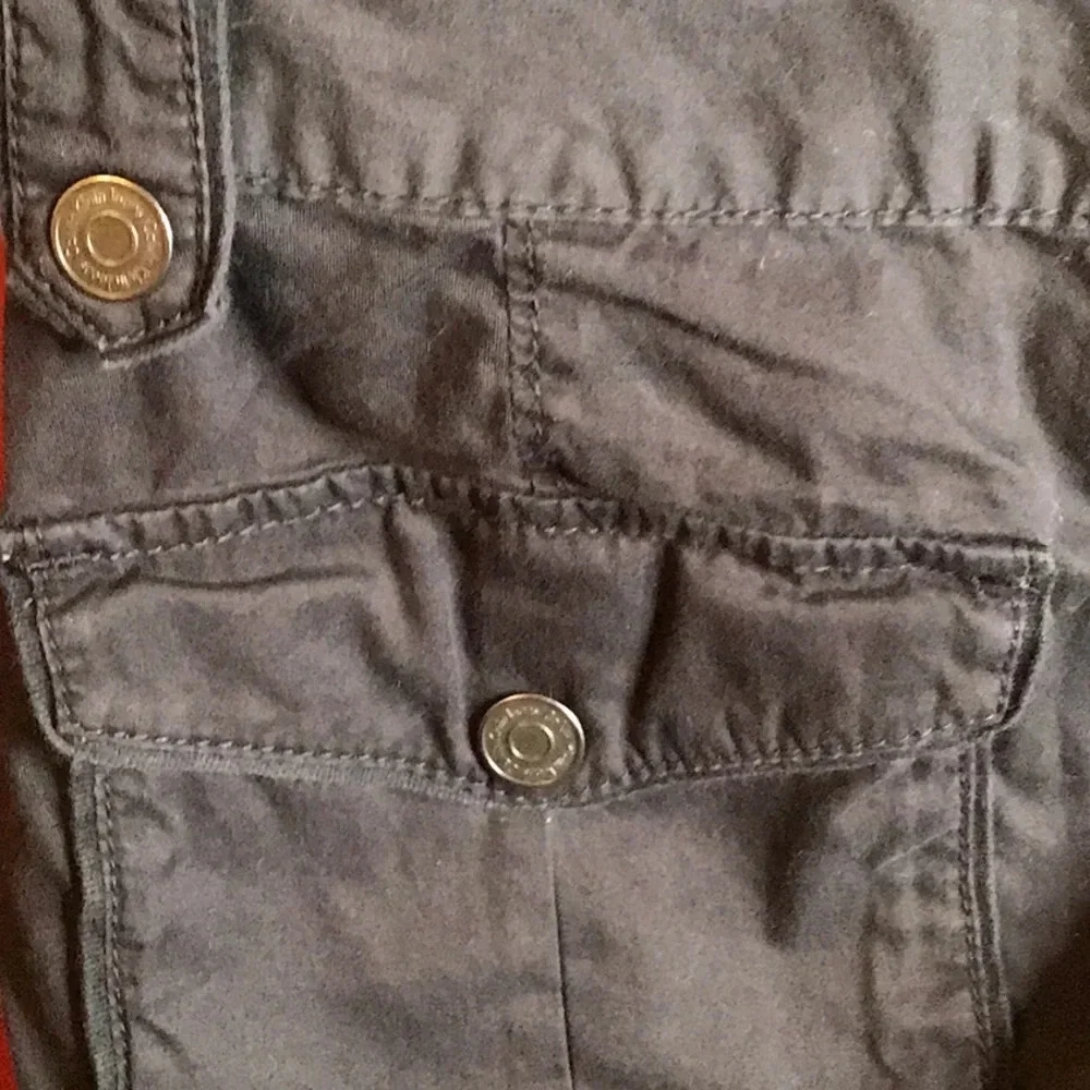 CALVIN KLEIN JEANS SHORTS SIZE 6